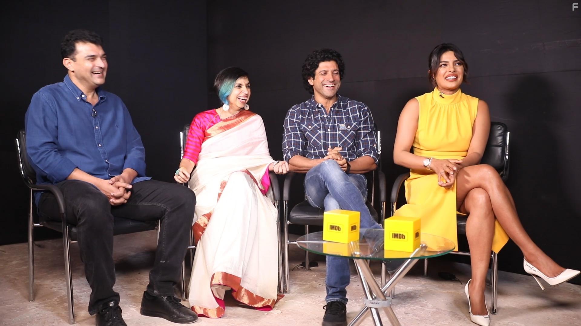 Farhan Akhtar and Priyanka Chopra in The Sky Is Pink (2019)