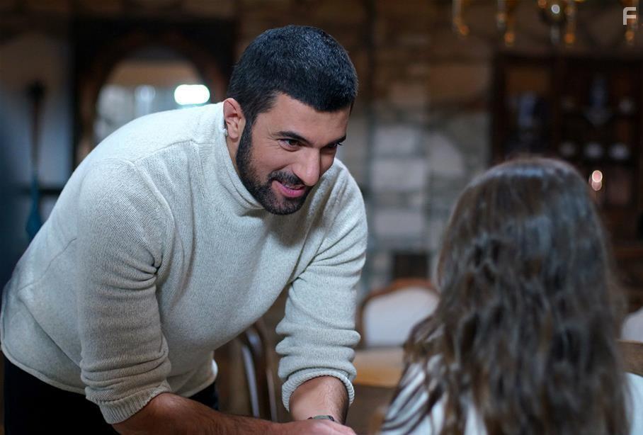 Engin Akyrek in Sefirin Kizi (2019)