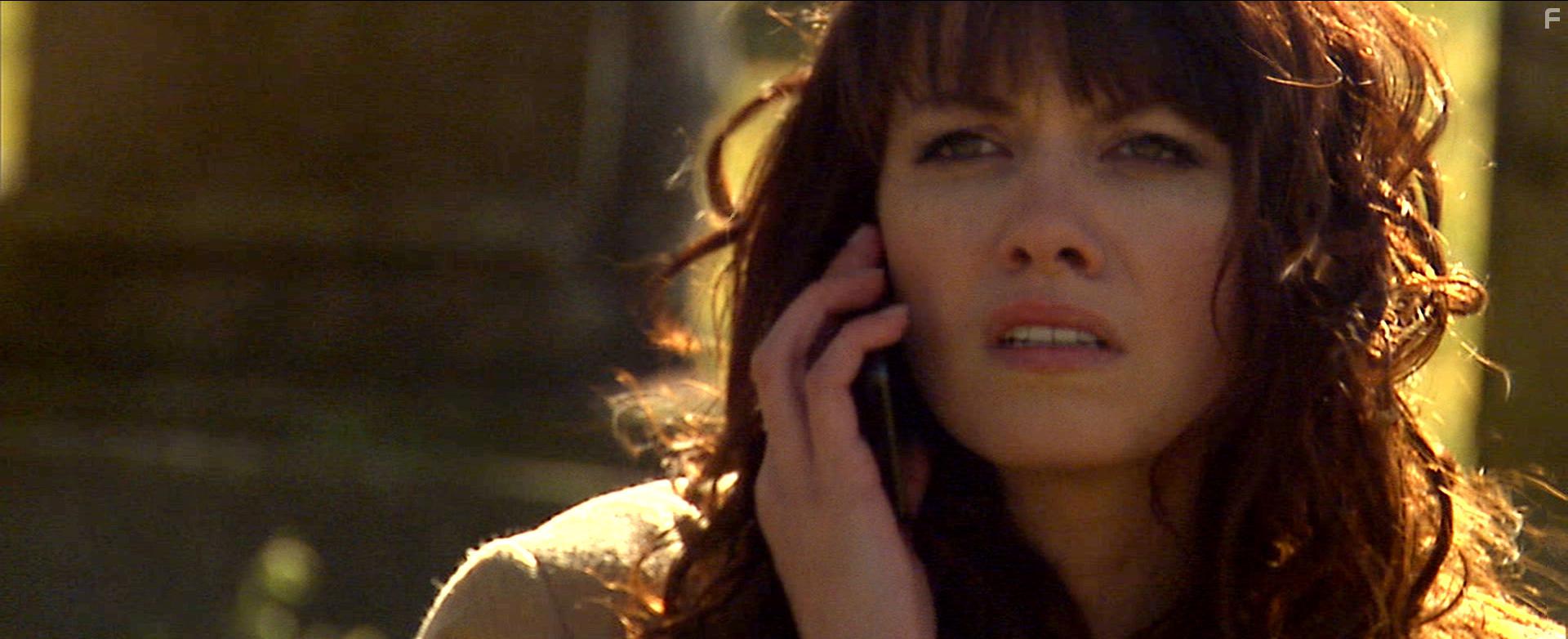 Lucy Drive in Invasion Planet Earth (2019)