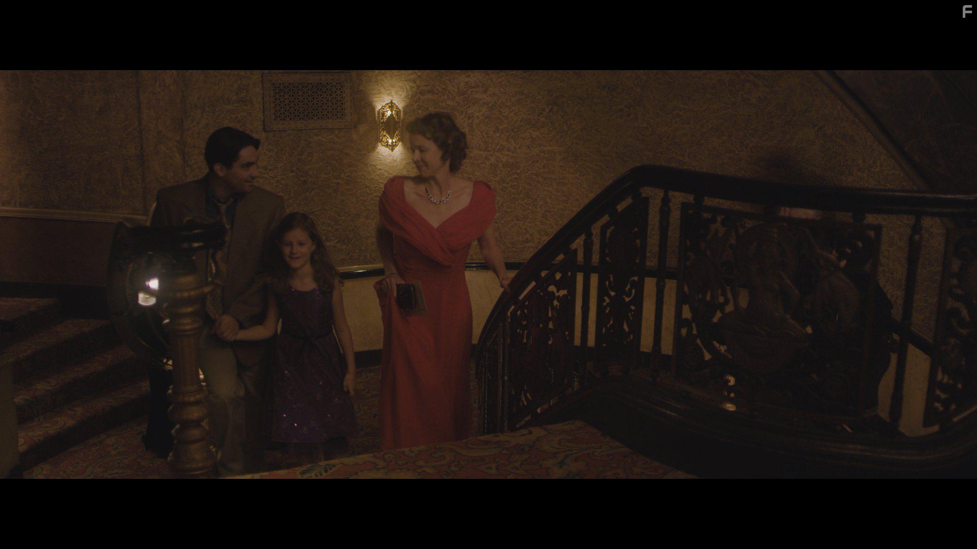 Laura Kirk, Kyle Krupinski, Ford Fanter, Ella Fallon, and Allyson Mace in Parallel Chords (2018)