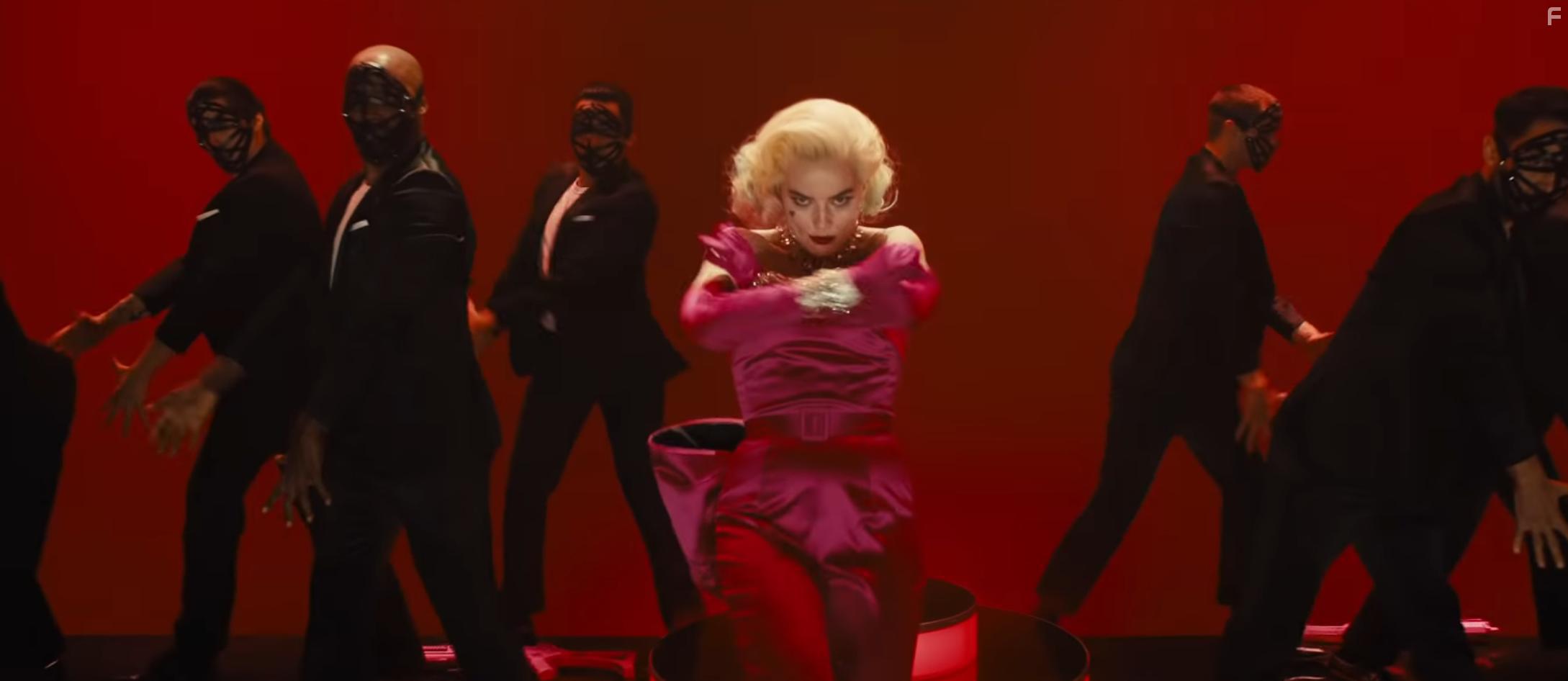 Margot Robbie in Birds of Prey: And the Fantabulous Emancipation of One Harley Quinn (2020)