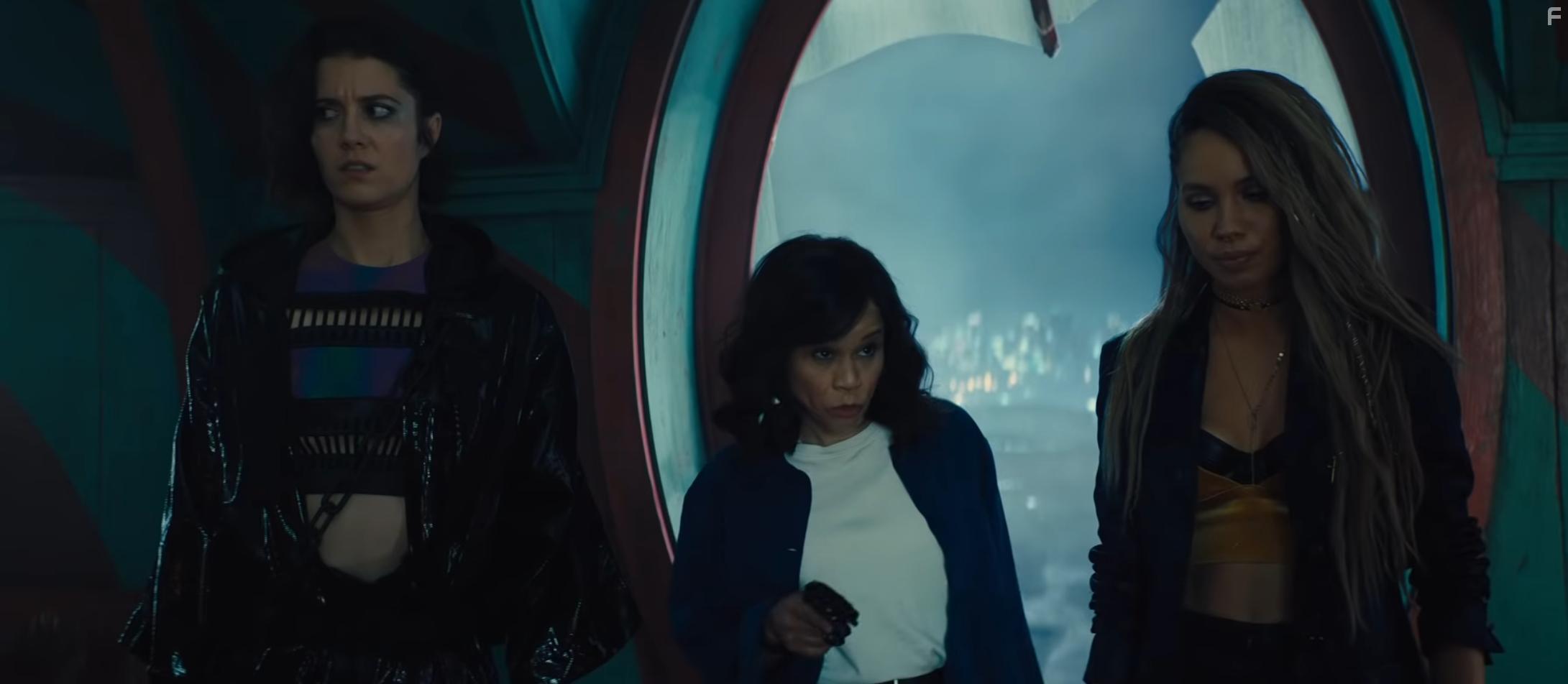Rosie Perez, Jurnee Smollett-Bell, and Mary Elizabeth Winstead in Birds of Prey: And the Fantabulous Emancipation of One Harley Quinn (2020)