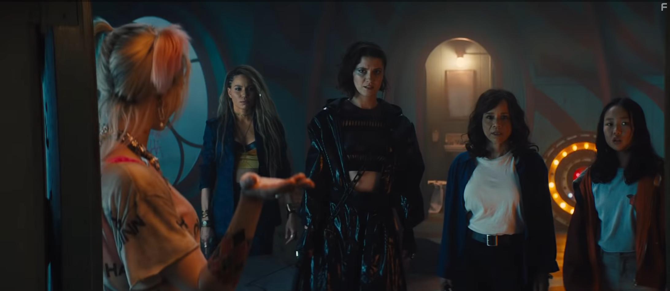 Rosie Perez, Jurnee Smollett-Bell, Mary Elizabeth Winstead, Margot Robbie, and Ella Jay Basco in Birds of Prey: And the Fantabulous Emancipation of One Harley Quinn (2020)
