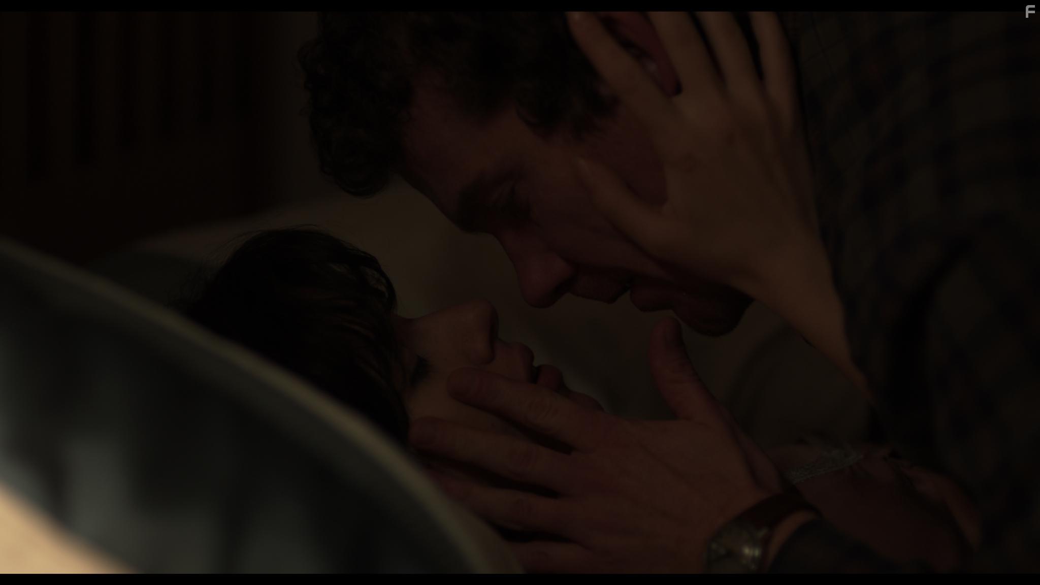 Scarlett Johansson and Michael Moreland in Under the Skin (2013)