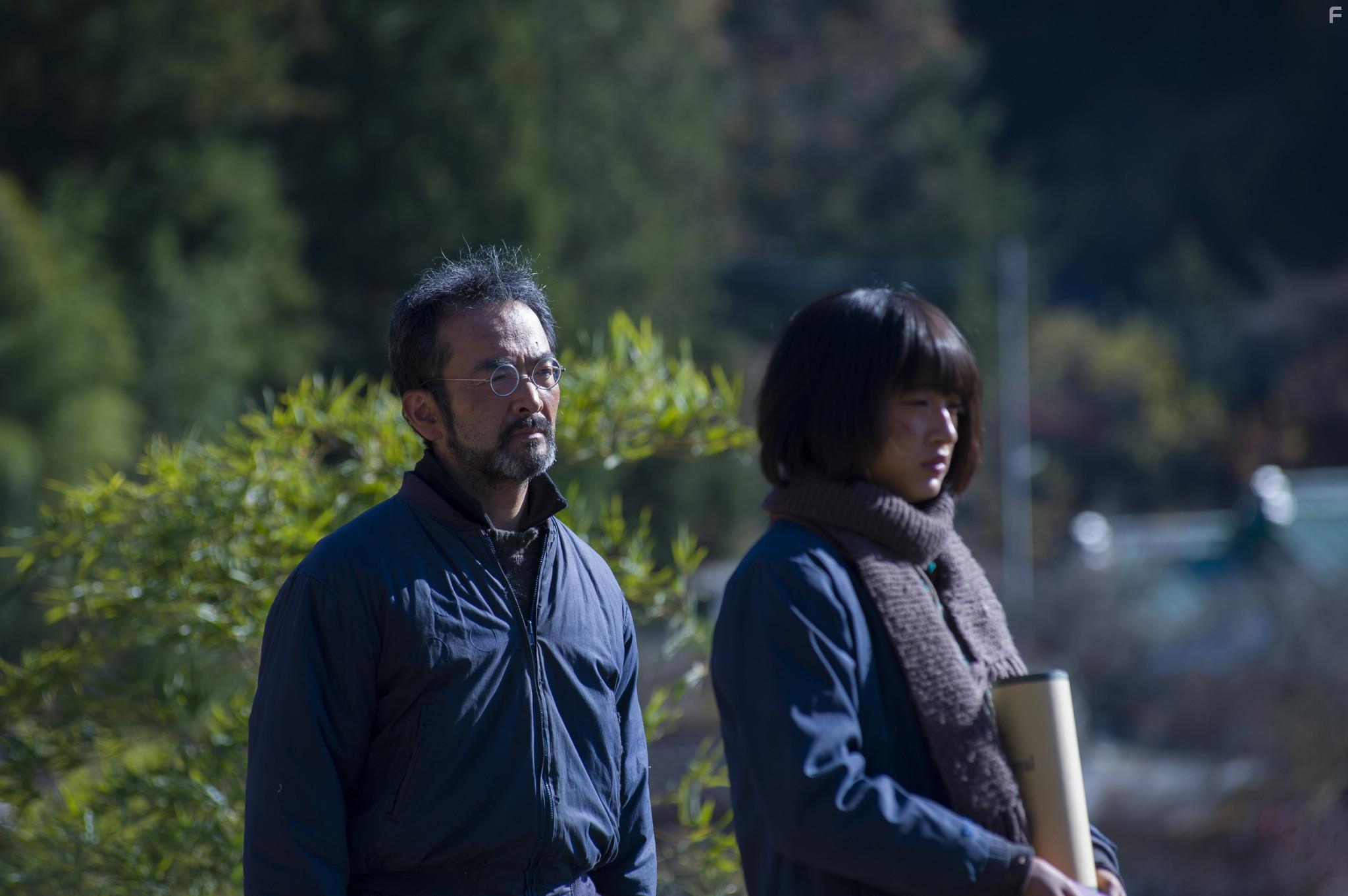 Kanji Furutachi and Mugi Kadowaki in Taiy (2016)