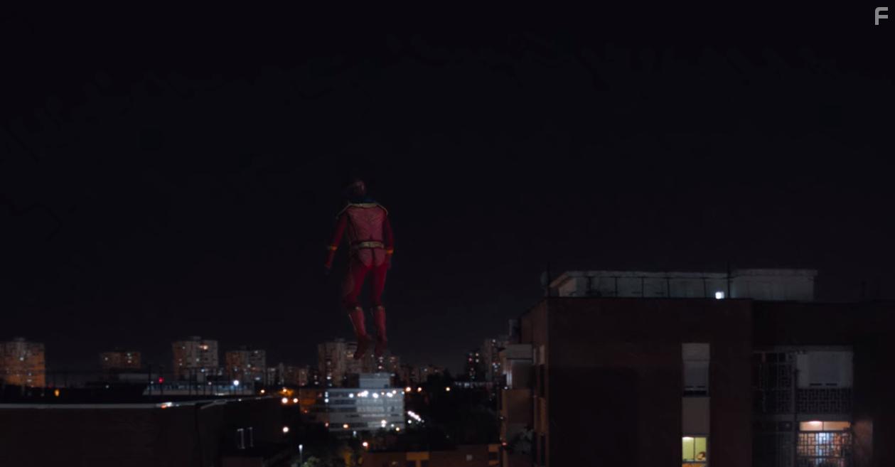 Quim Gutirrez in El vecino: Episode #1.10 (2019)