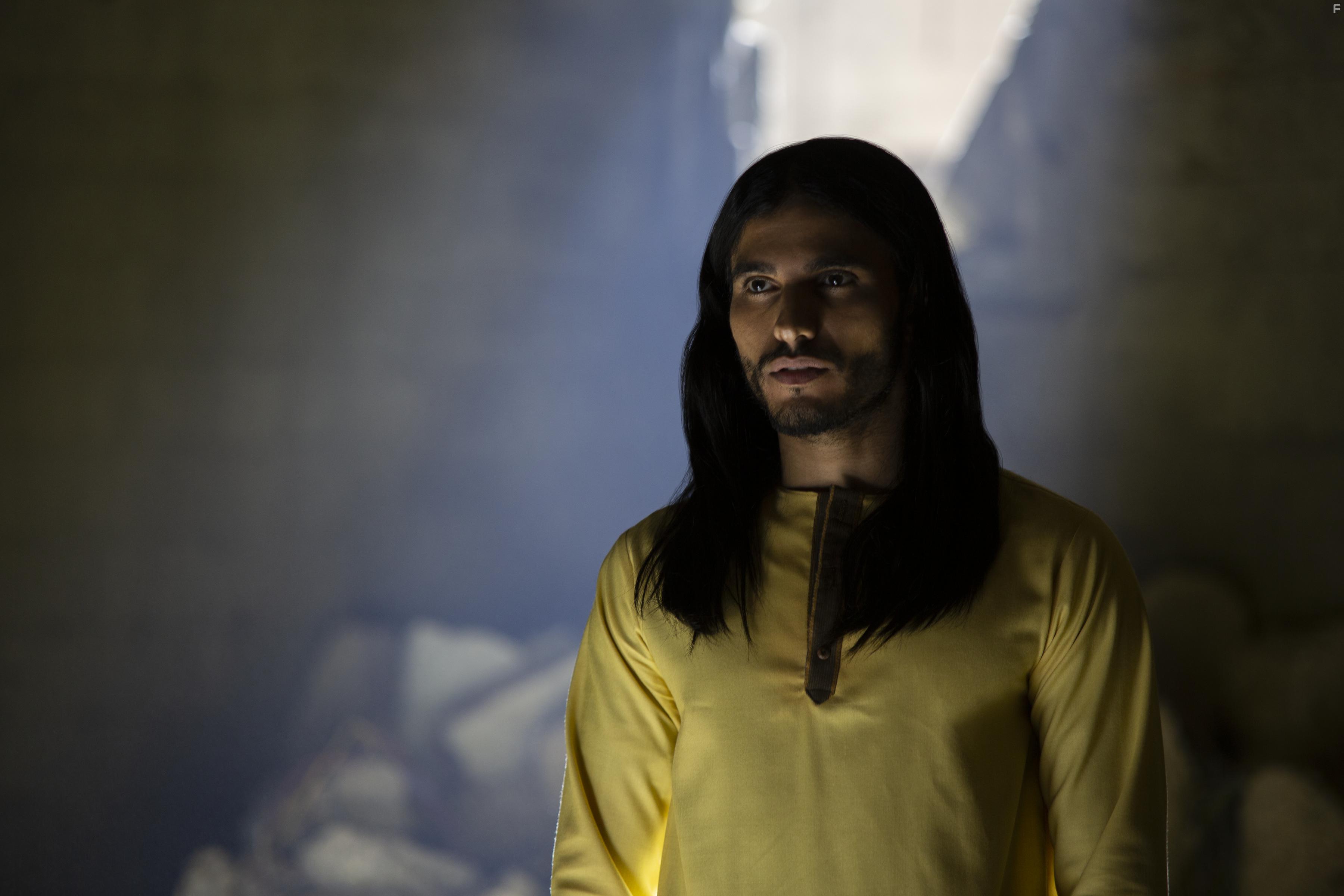 Mehdi Dehbi in Messiah (2020)