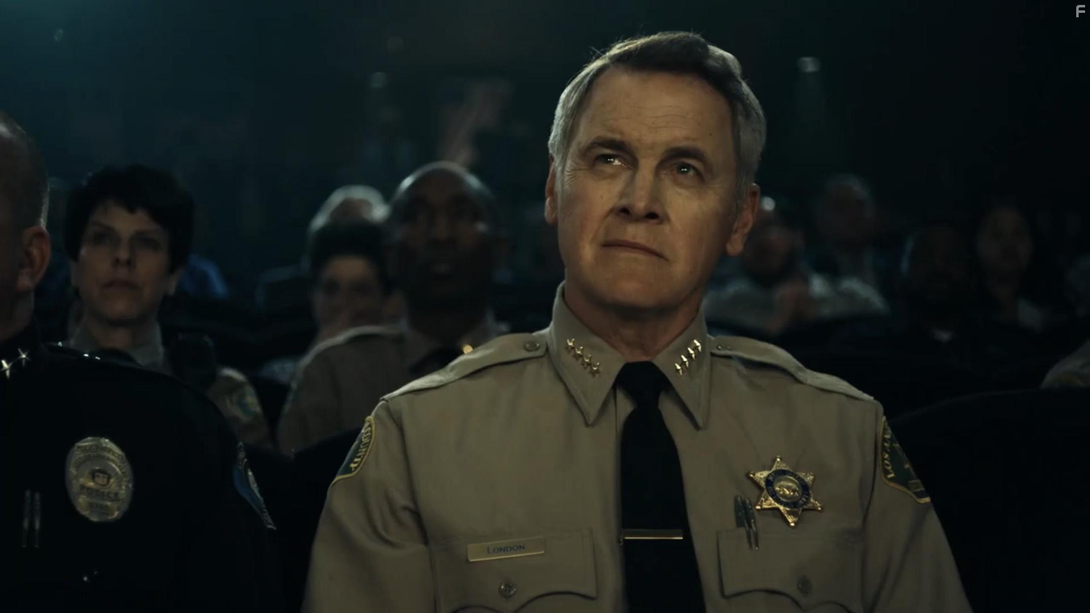 Mark Moses in Deputy (2020)