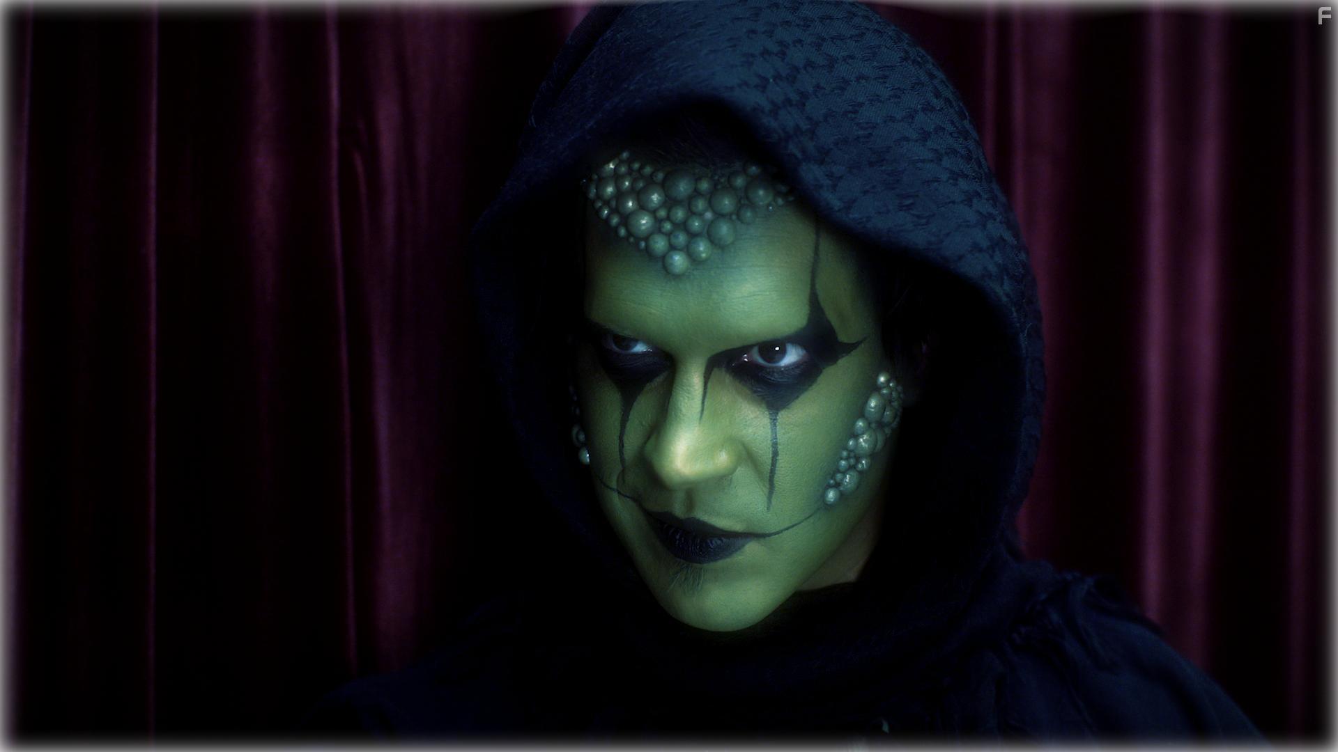 Gideon Hodge in Edgar Allen Poe's Ligeia (2020)