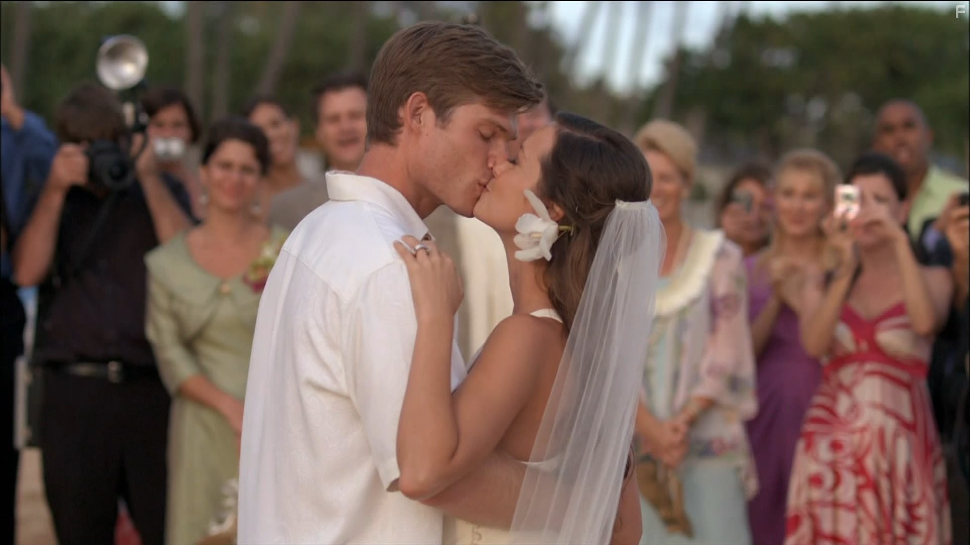 Summer Glau and Chris Carmack in Deadly Honeymoon (2010)