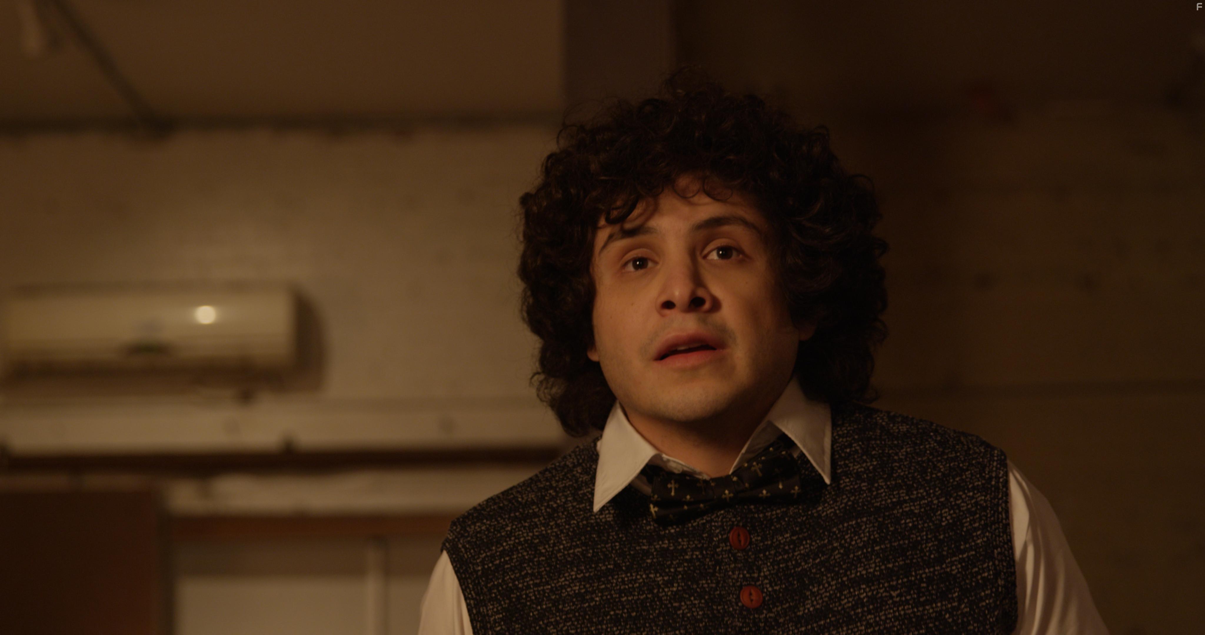 Fernando Noor in At the End of the Tunnel (2018)