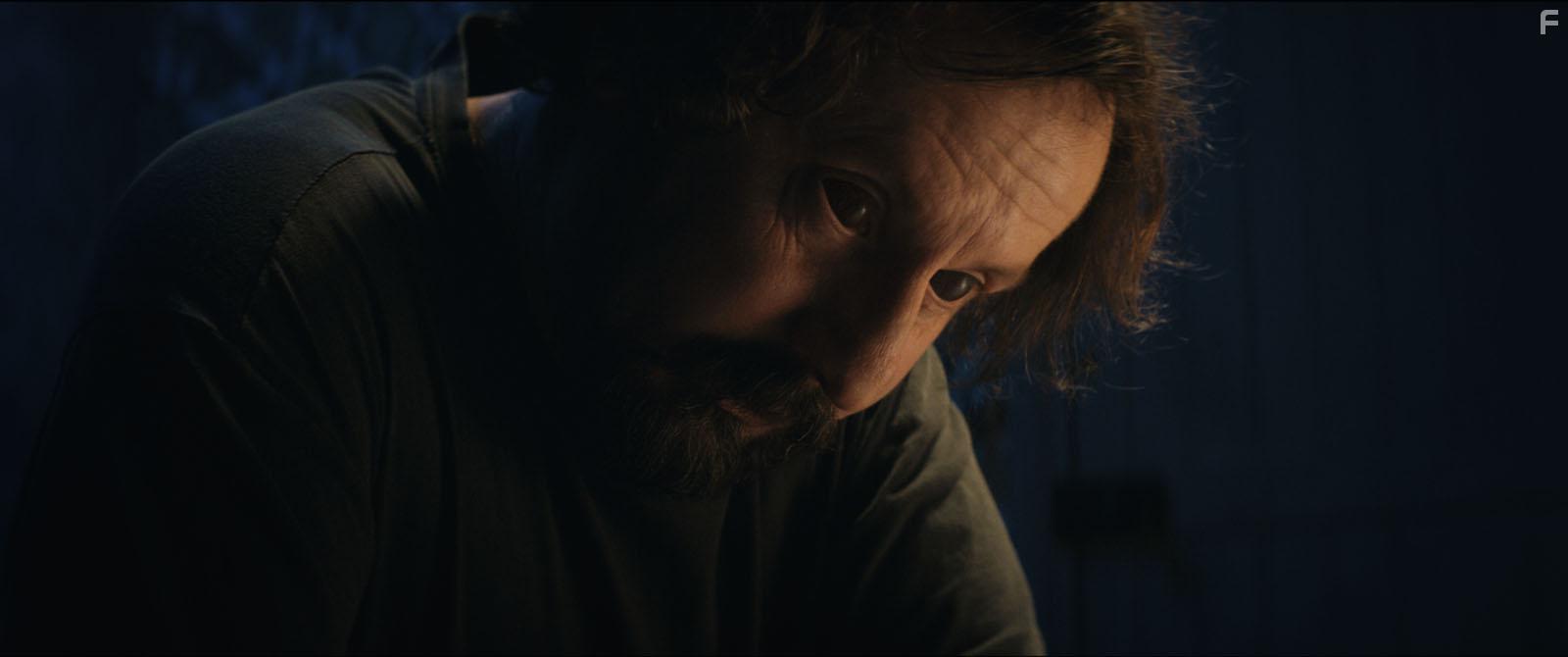 Jean-Luc Couchard in Tous les dieux du ciel (2018)