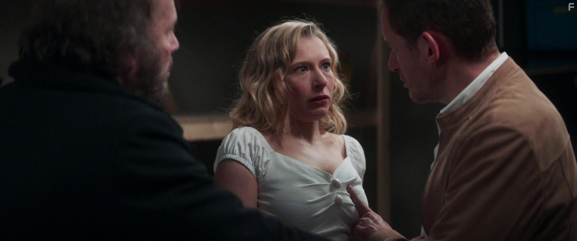 Dany Boon and Philippe Katerine in Le lion (2020)