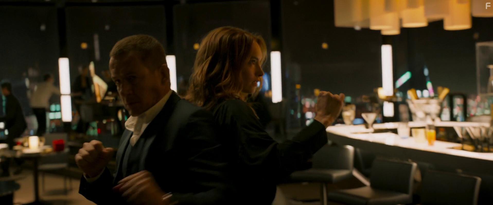 Dany Boon and Carole Brana in Le lion (2020)