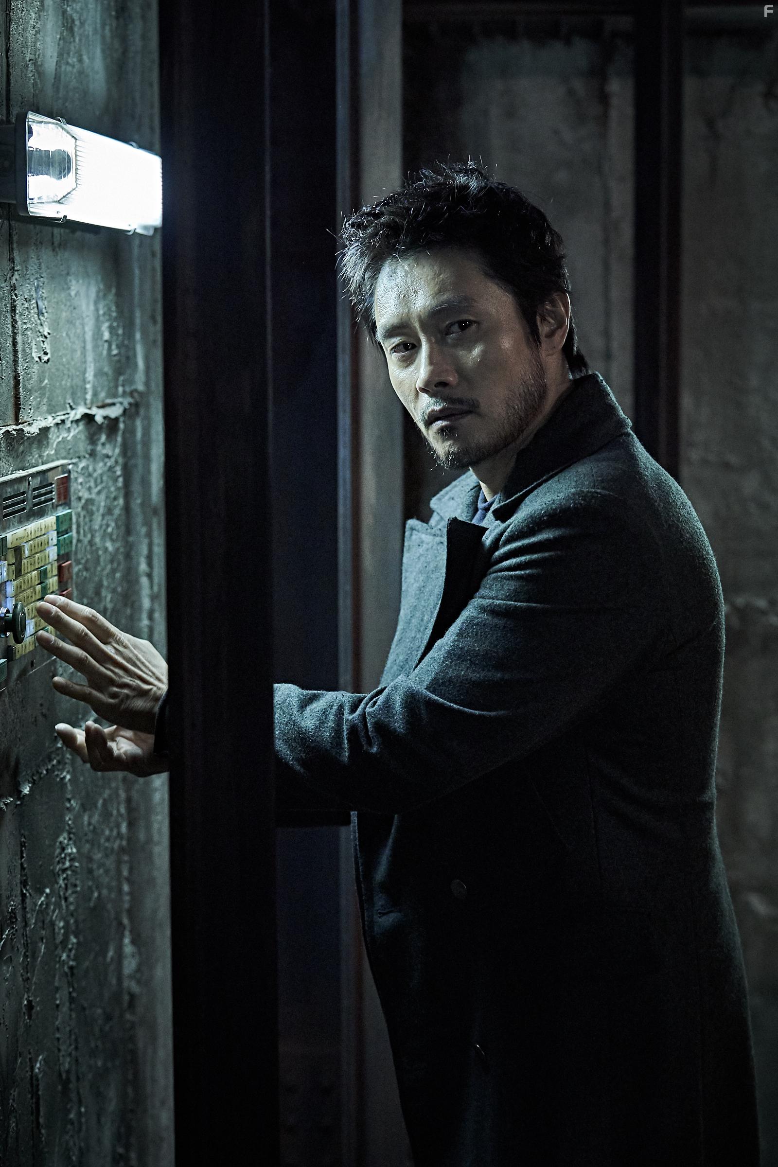 Byung-hun Lee in Baekdusan (2019)