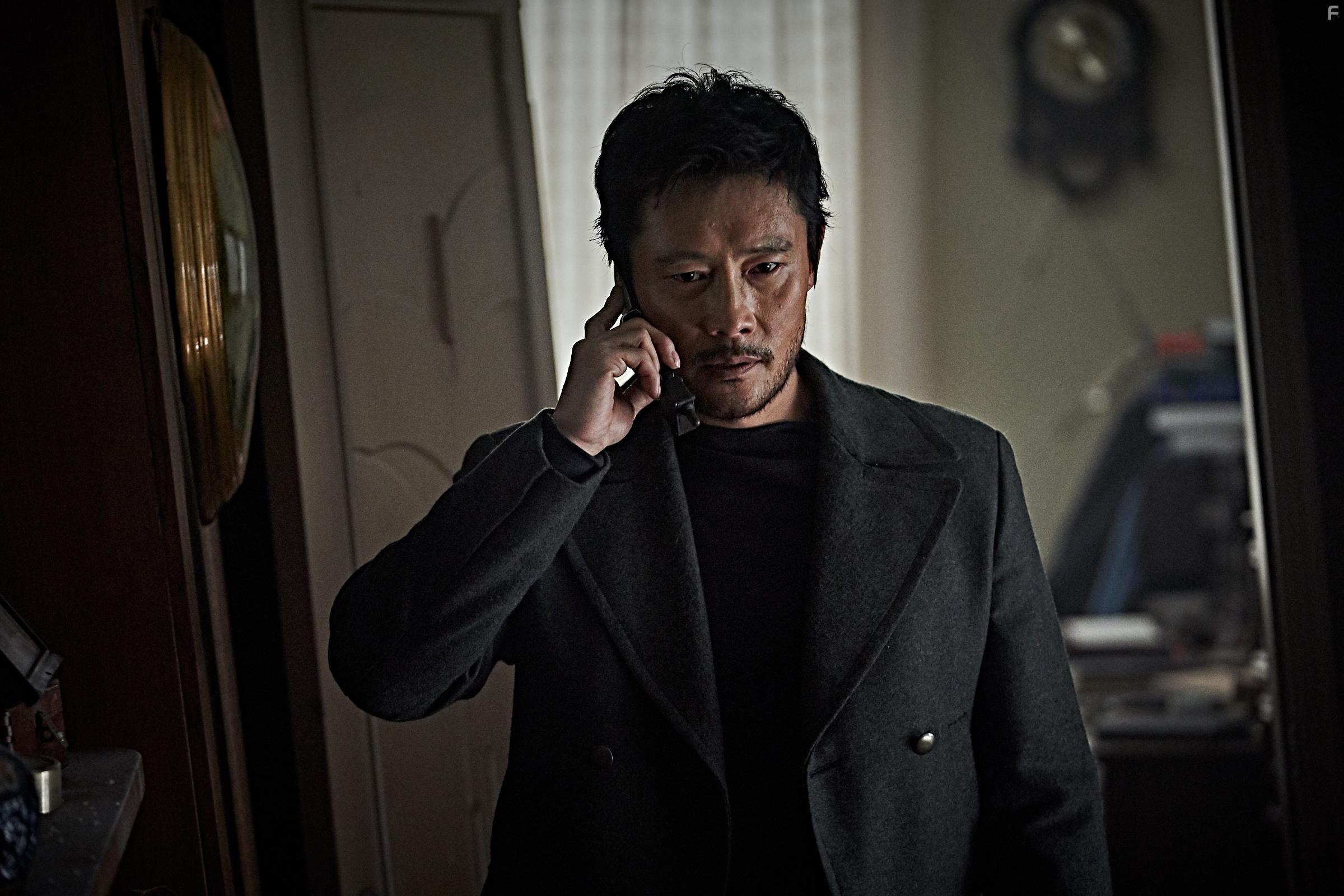 Byung-hun Lee in Baekdusan (2019)