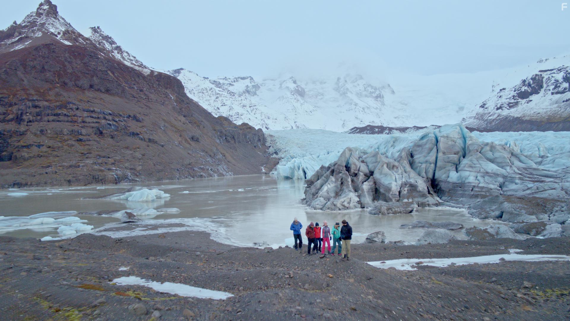 Kaitlin Doubleday, Jel Smundsson, Kate Easton, Preston Sadleir, Colin Donnell, and Patti Murin in Love on Iceland (2020)