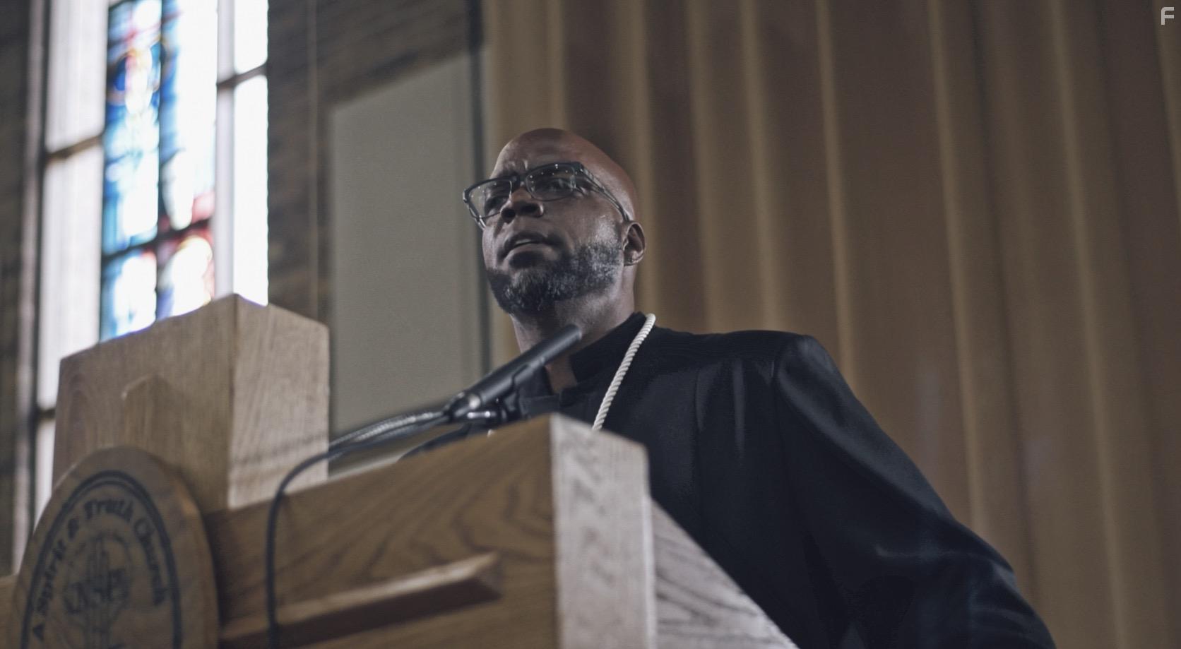 Shiek Mahmud-Bey in Chasing After You (2019)