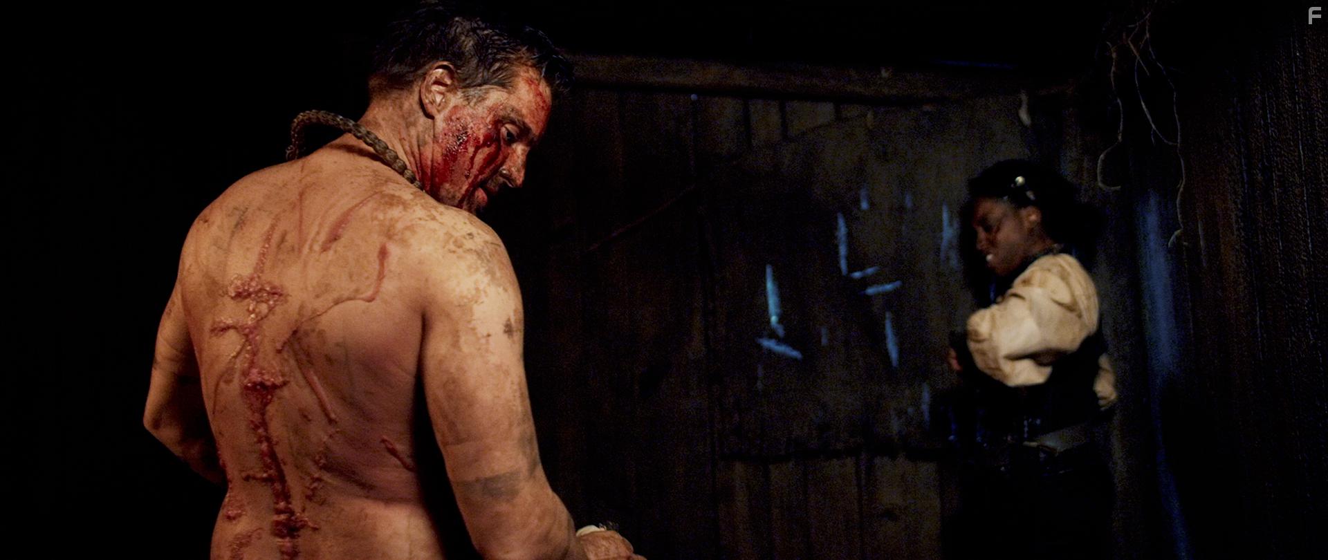 Jason Vail and Maxine Eloi in Broken Swords: The Last in Line (2018)