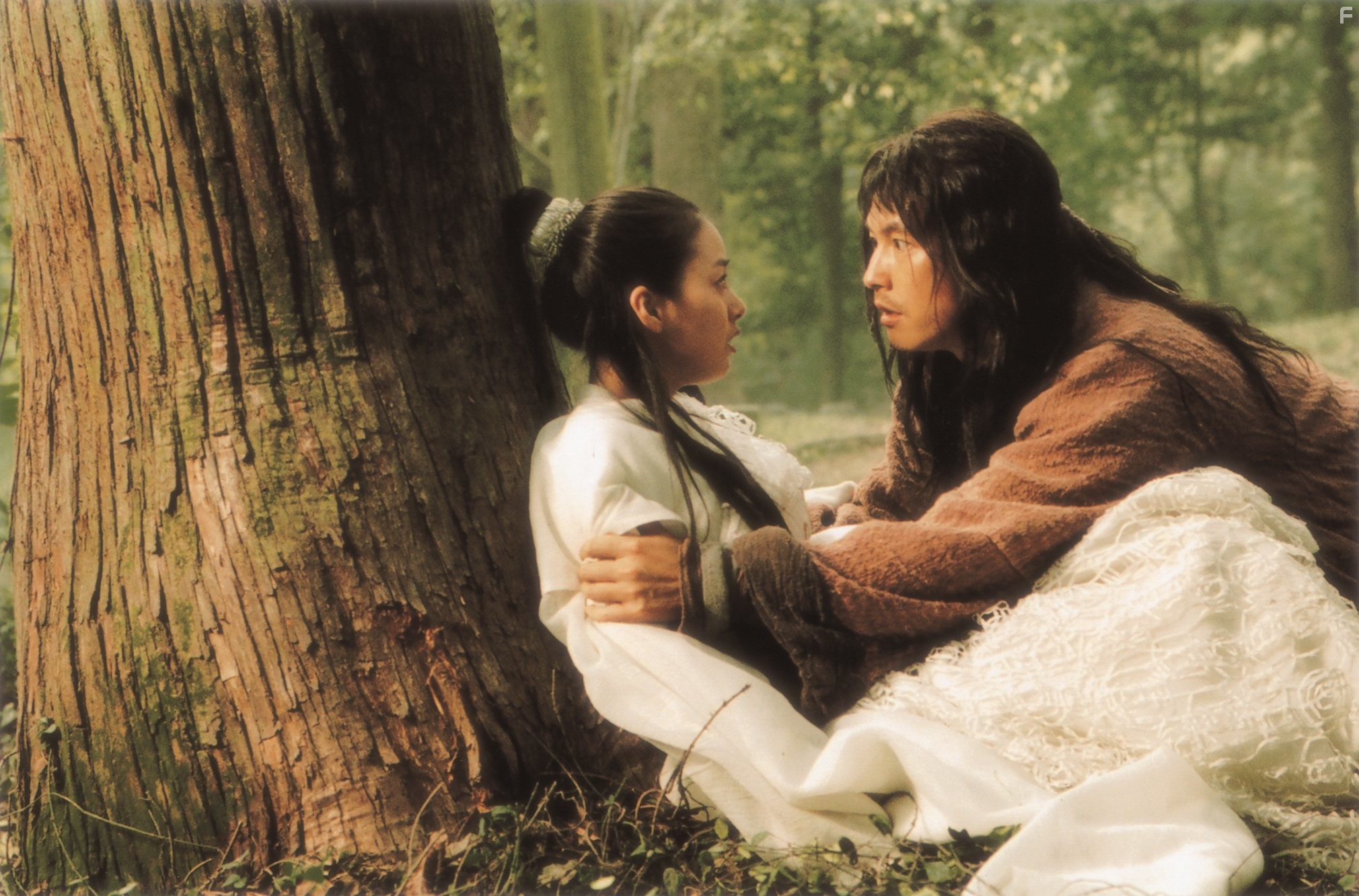 Woo-sung Jung and Tae-hee Kim in Joong-cheon (2006)