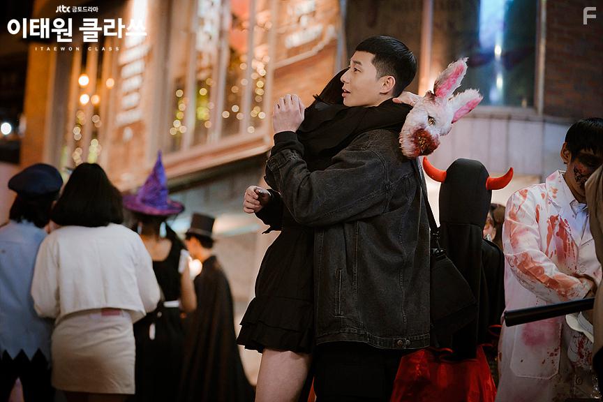 Seo-joon Park and Nara in Itaewon Keullasseu (2020)