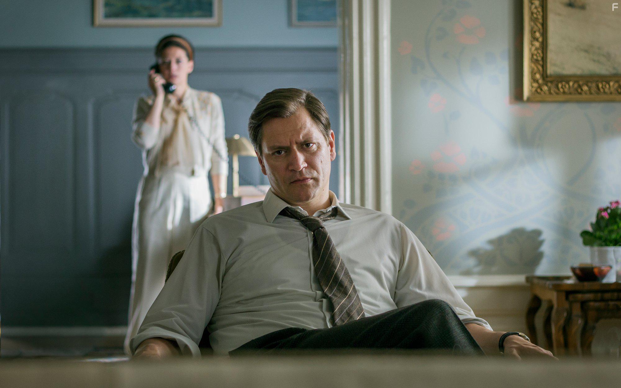 Pia Tjelta and Per Kjerstad in Lykkeland (2018)