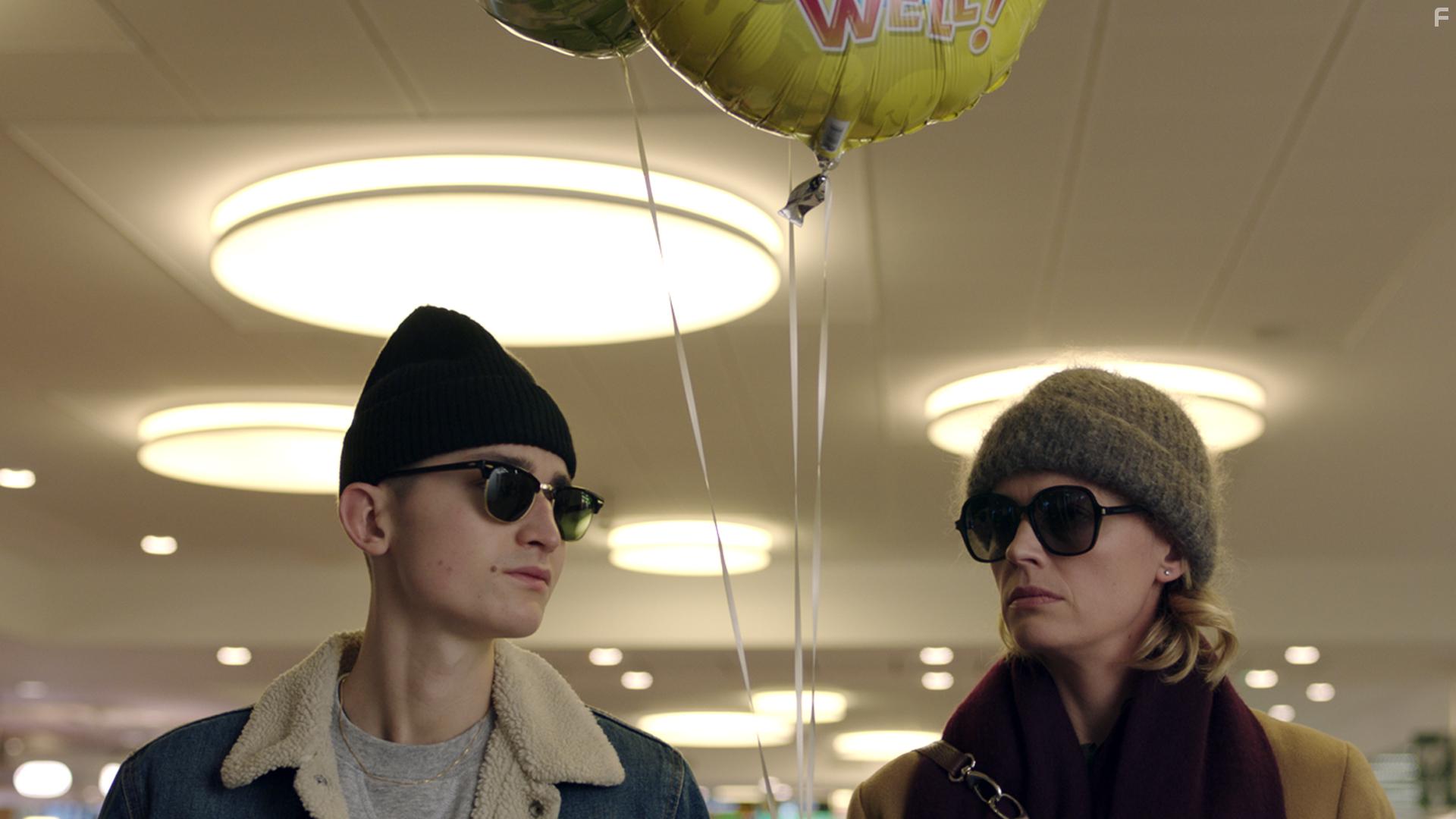 Josephine Bornebusch and Gustav Lindh in lska mig: Kan du lska mig nu?/Can you love me now? (2019)