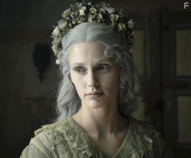 Marine Vacth in Pinocchio (2019)