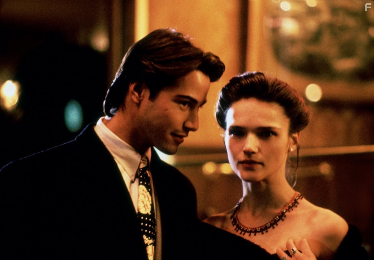 Keanu Reeves and Chiara Caselli in Мой личный штат Айдахо (1991)