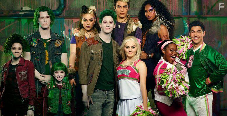 Kylee Russell, Carla Jeffery, Milo Manheim, Chandler Kinney, Meg Donnelly, Trevor Tordjman, Pearce Joza, Ariel Martin, James Godfrey, and Kingston Foster in Z-O-M-B-I-E-S 2 (2020)