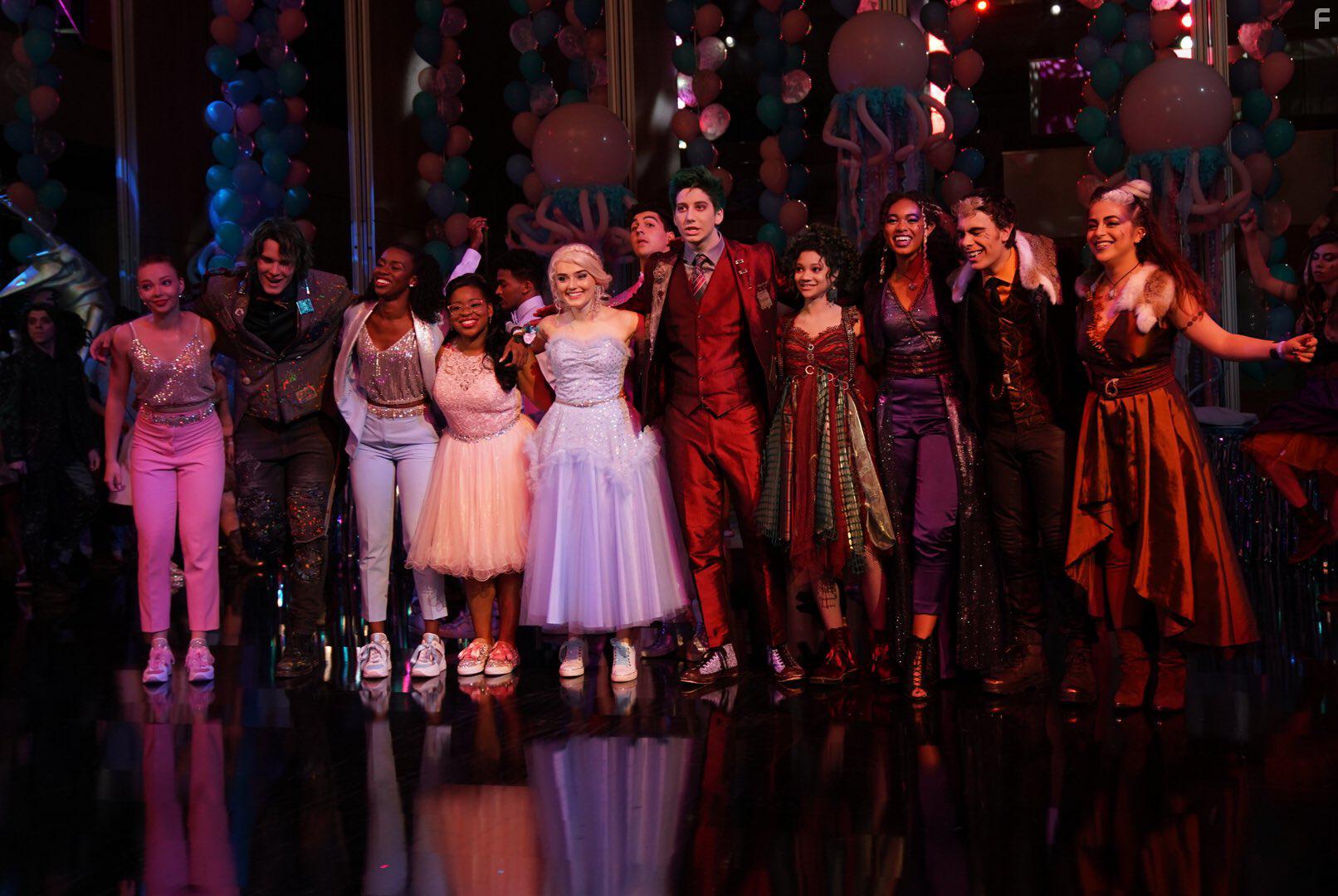 Kylee Russell, Emilia McCarthy, Milo Manheim, Chandler Kinney, Meg Donnelly, Trevor Tordjman, Pearce Joza, Ariel Martin, James Godfrey, and Jasmine Rene Thomas in Z-O-M-B-I-E-S 2 (2020)