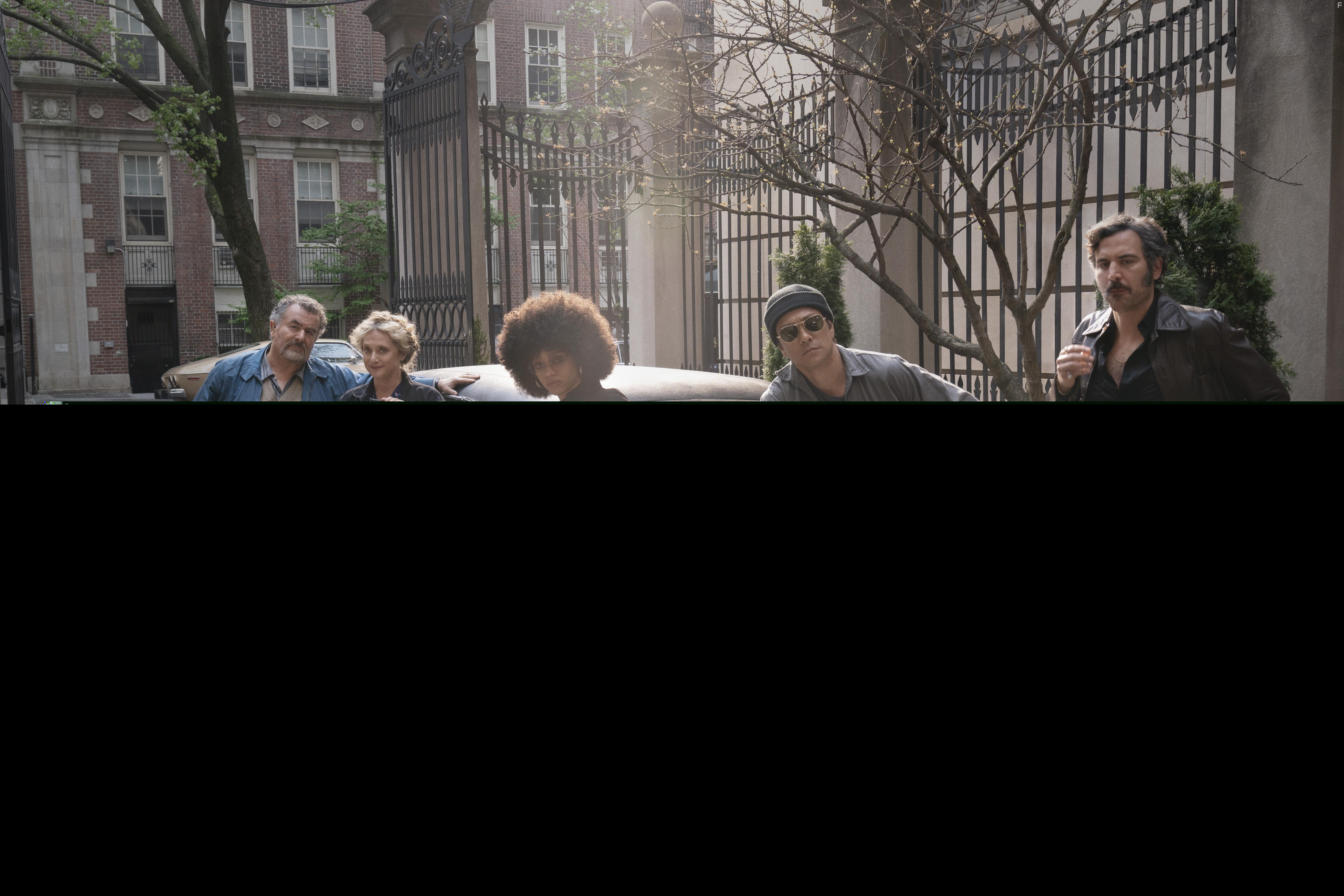 Carol Kane, Saul Rubinek, Josh Radnor, Louis Ozawa, and Tiffany Boone in Hunters (2020)