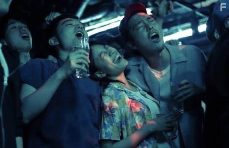 Tasuku Emoto, Shta Sometani, and Shizuka Ishibashi in Kimi no tori wa utaeru (2018)