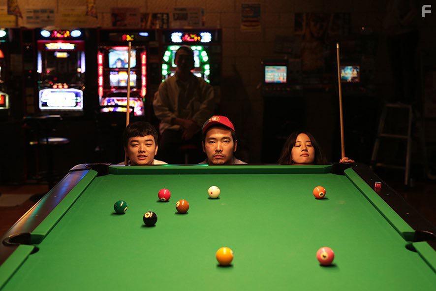 Tasuku Emoto, Shta Sometani, and Shizuka Ishibashi in Kimi no tori wa utaeru (2018)