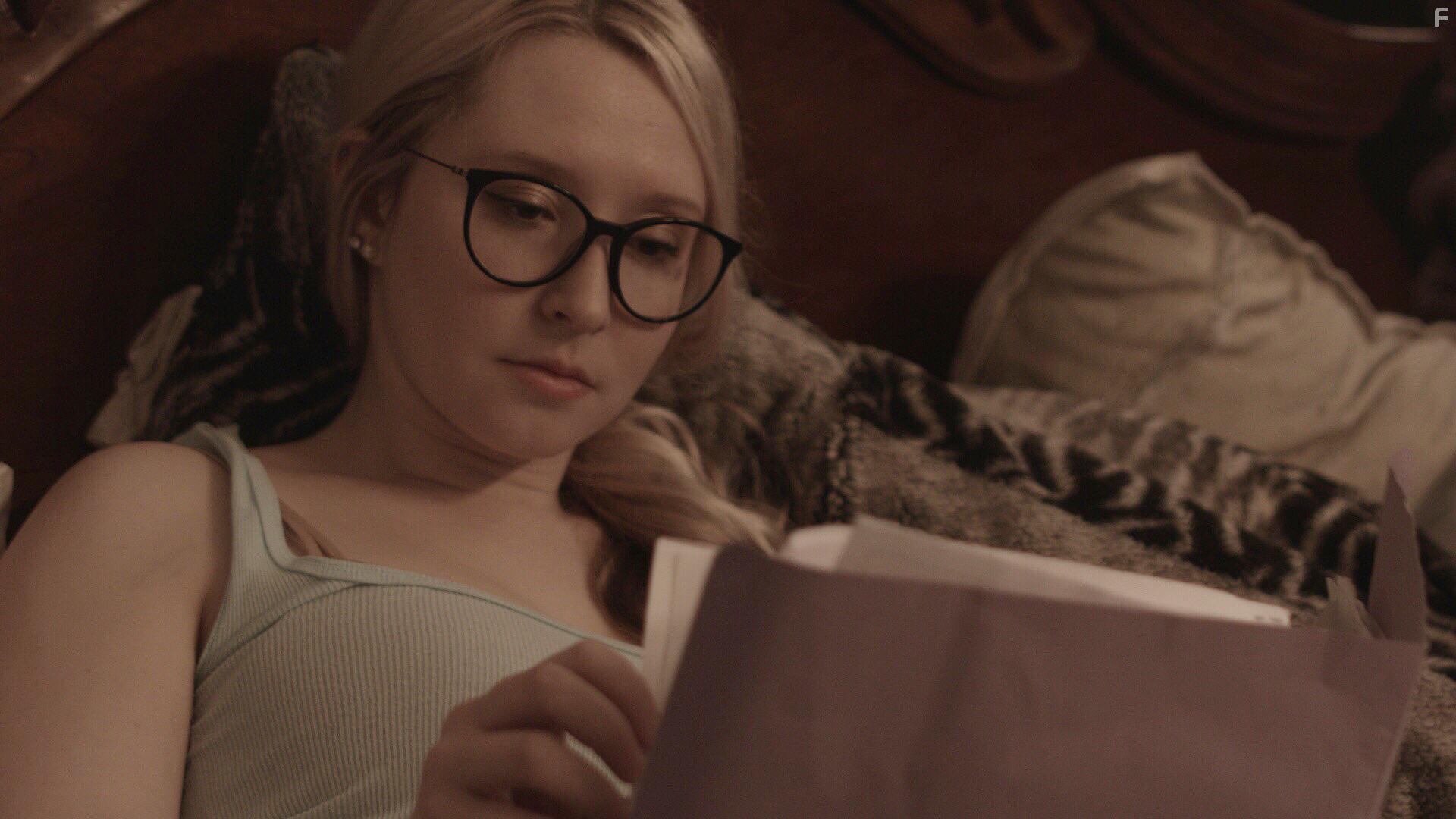 Allison Blackman in One More Thing (2019)