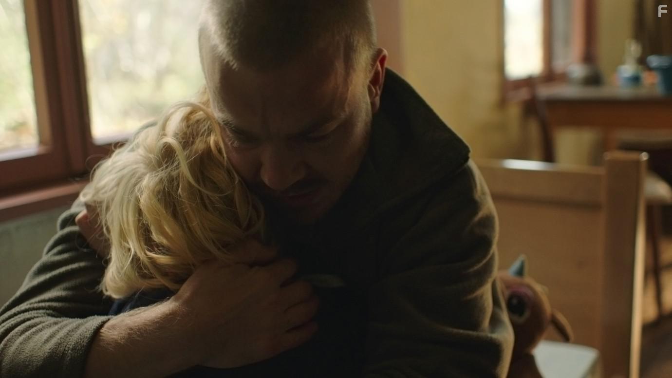 Albrecht Schuch and Helena Zengel in Systemsprenger (2019)