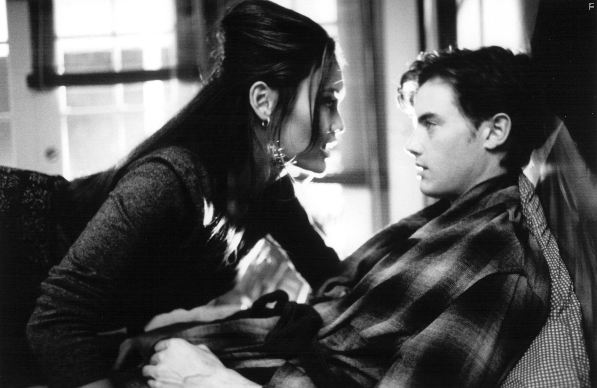 Tia Carrere and Jason London in My Teacher's Wife (1999)