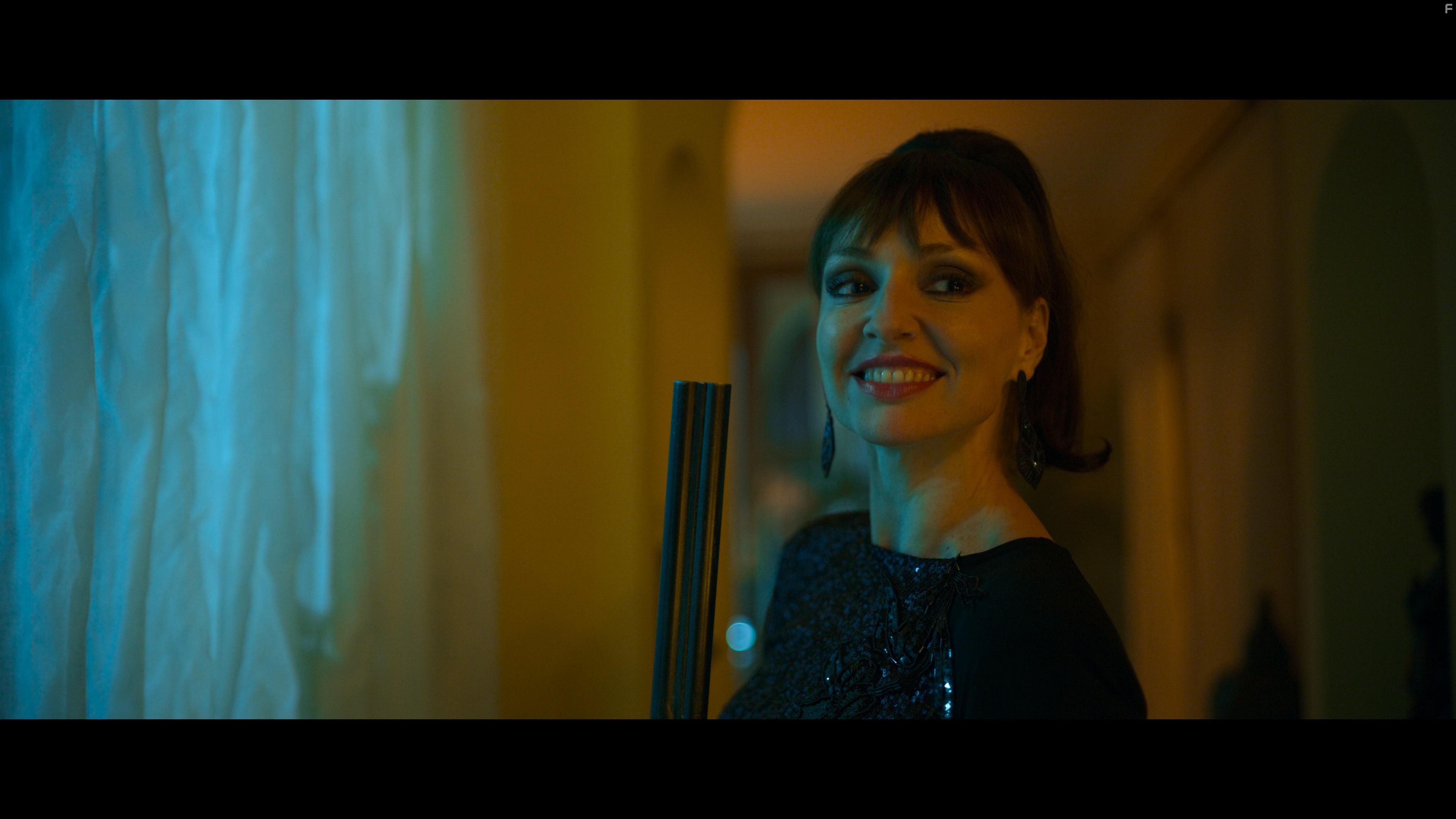 Cristina Castao in Toy Boy: El precio de los dioses (2021)