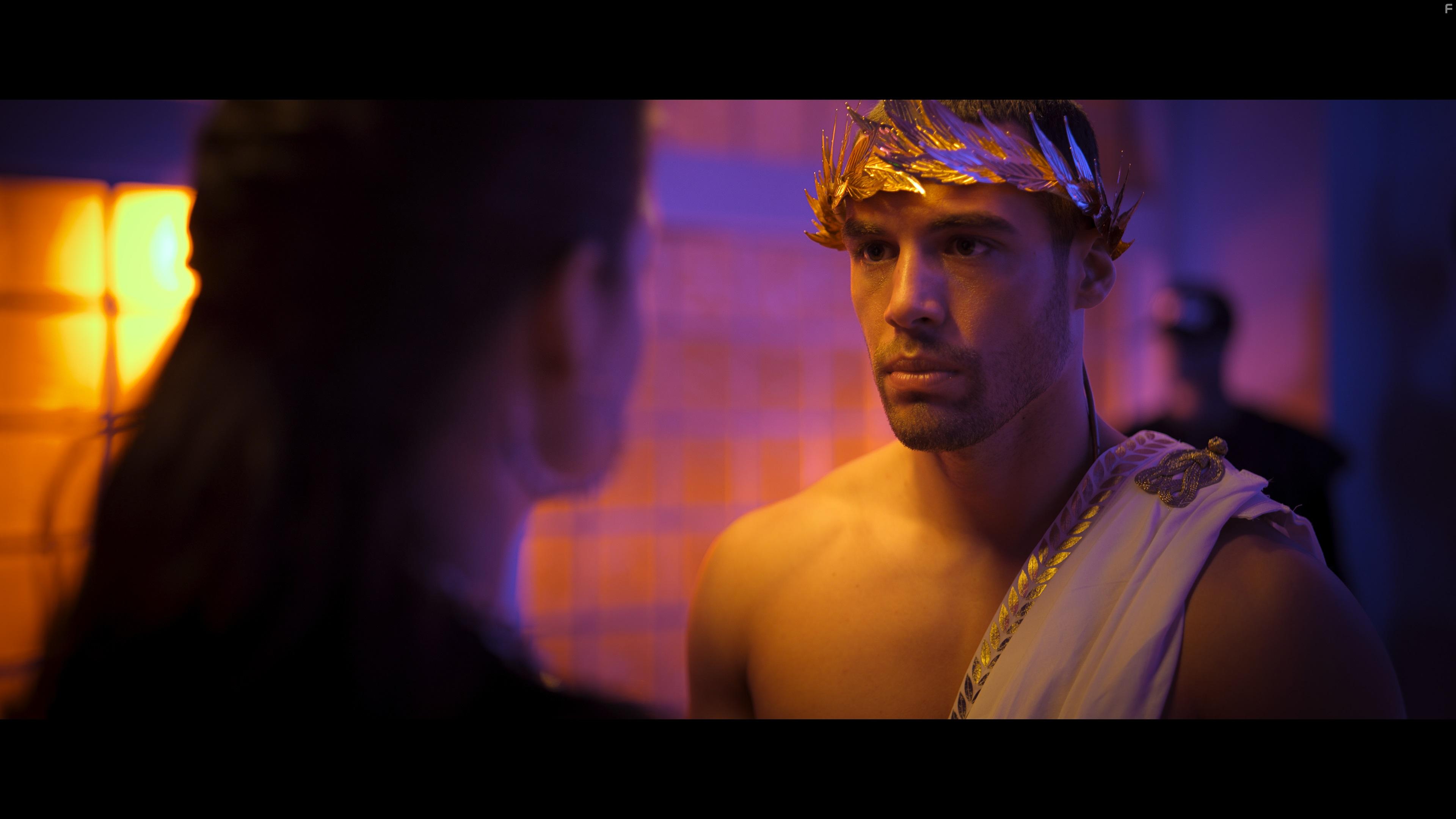 Federica Sabatini and Jess Mosquera in Toy Boy: El precio de los dioses (2021)