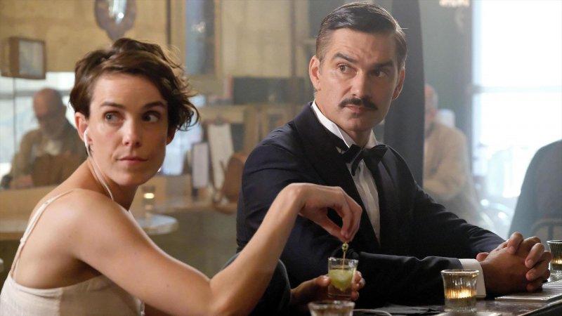 Franois Vincentelli and Carole Weyers in Double je (2019)