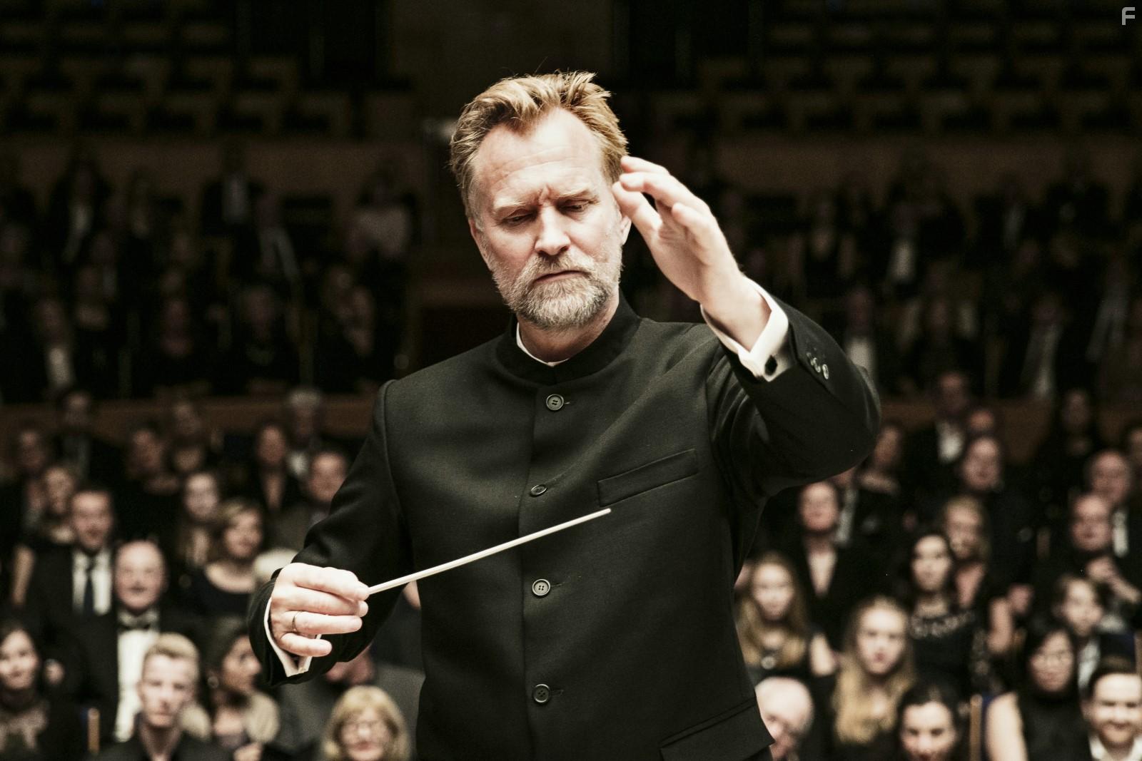 Ulrich Thomsen in Gut gegen Nordwind (2019)