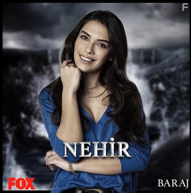 Biran Damla Yilmaz in Baraj (2020)