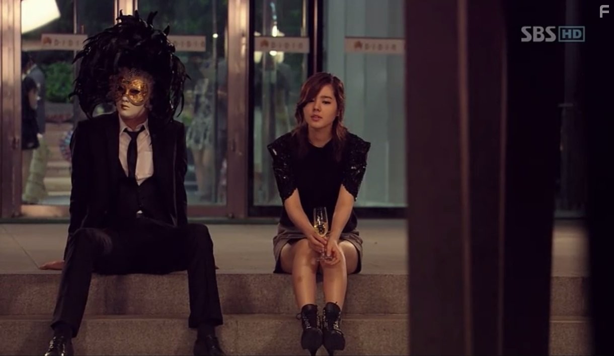 Ga-in Han and Jae-wook Kim in Nabbeun Namja (2010)