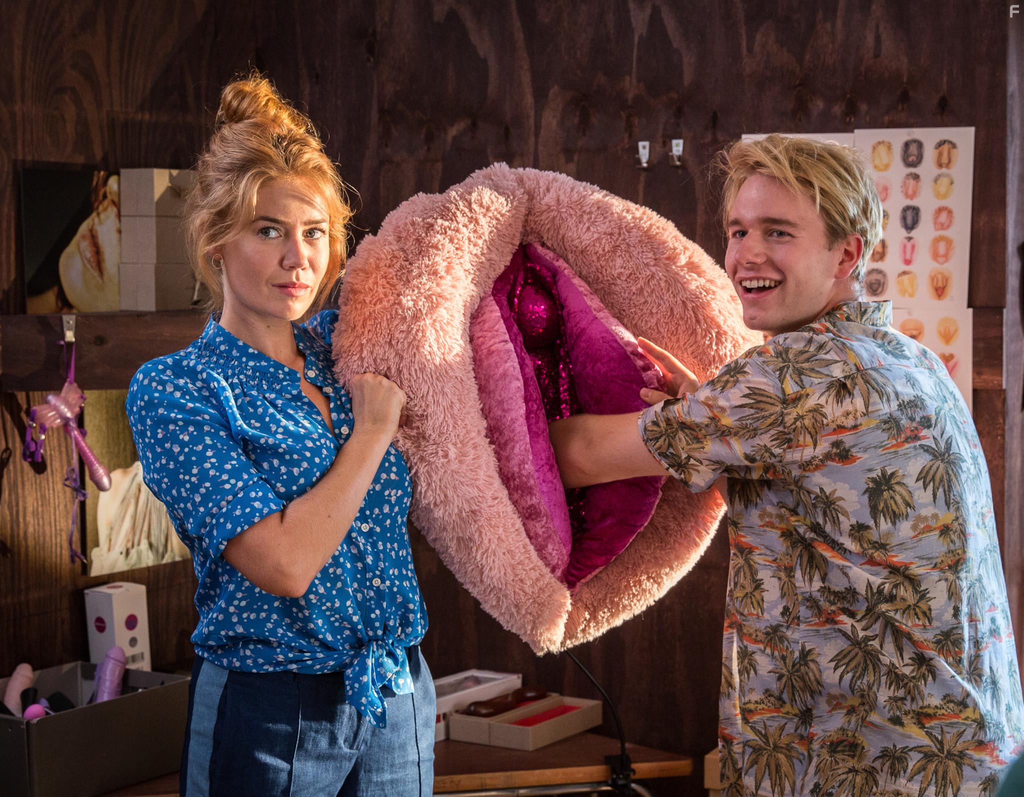 Palina Rojinski and Bjarne Meisel in Get Lucky (2019)