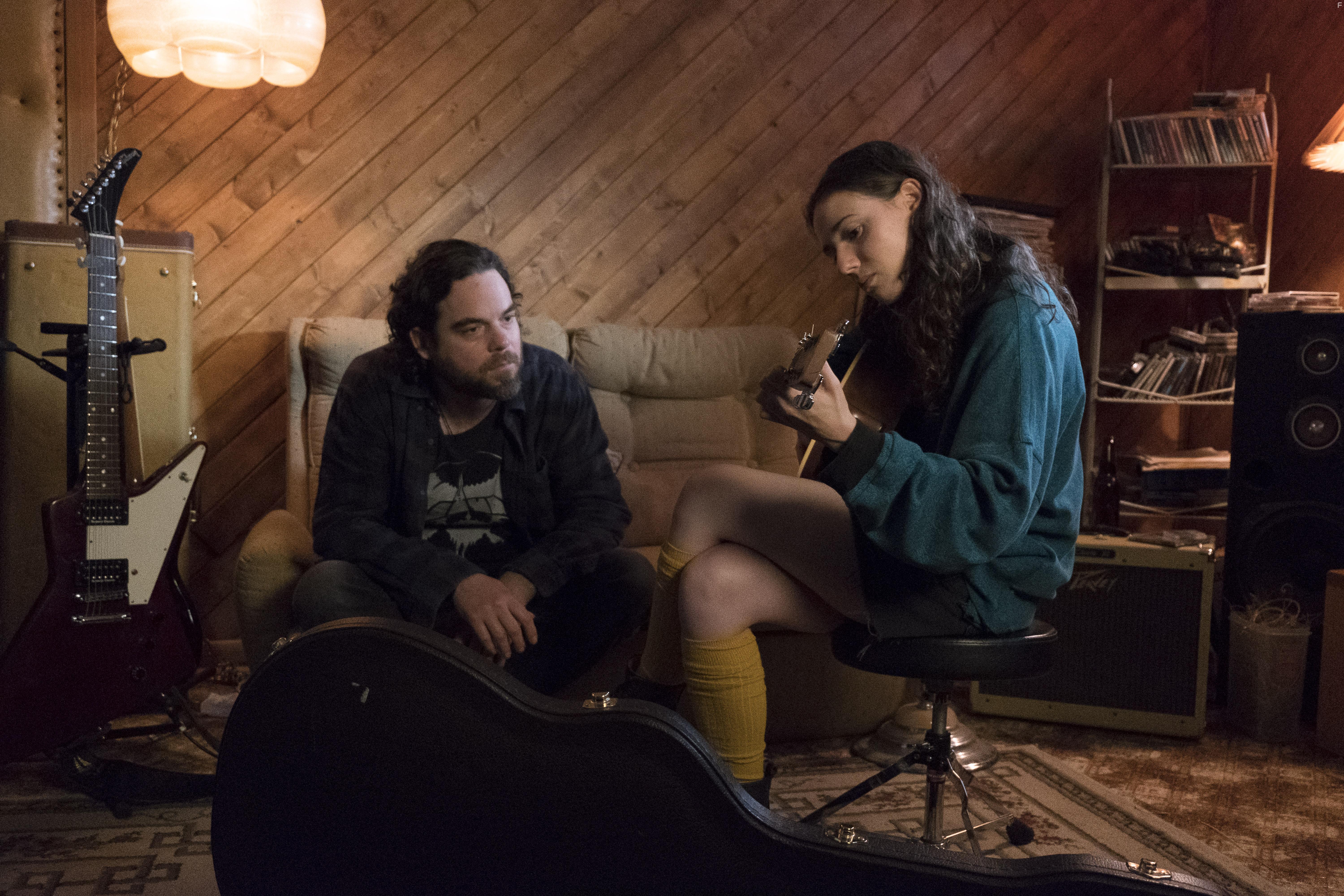 Pierre-Luc Brillant and Karelle Tremblay in La disparition des lucioles (2018)