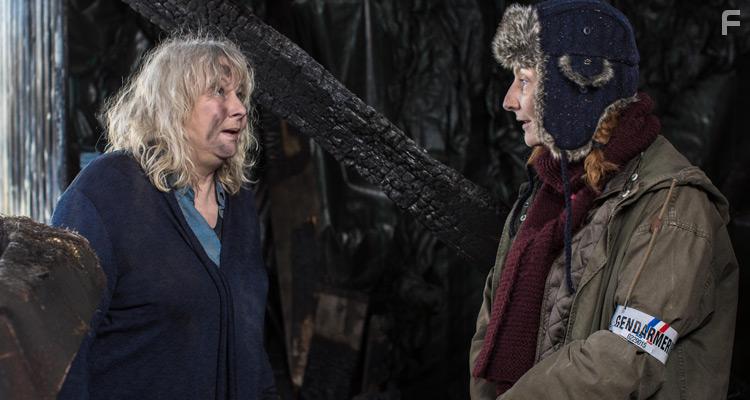 Corinne Masiero and Yolande Moreau in Capitaine Marleau (2015)