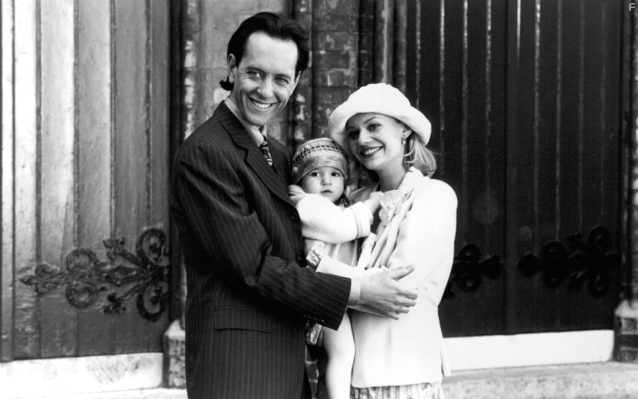 Samantha Mathis and Richard E. Grant in Джек и Сара (1995)