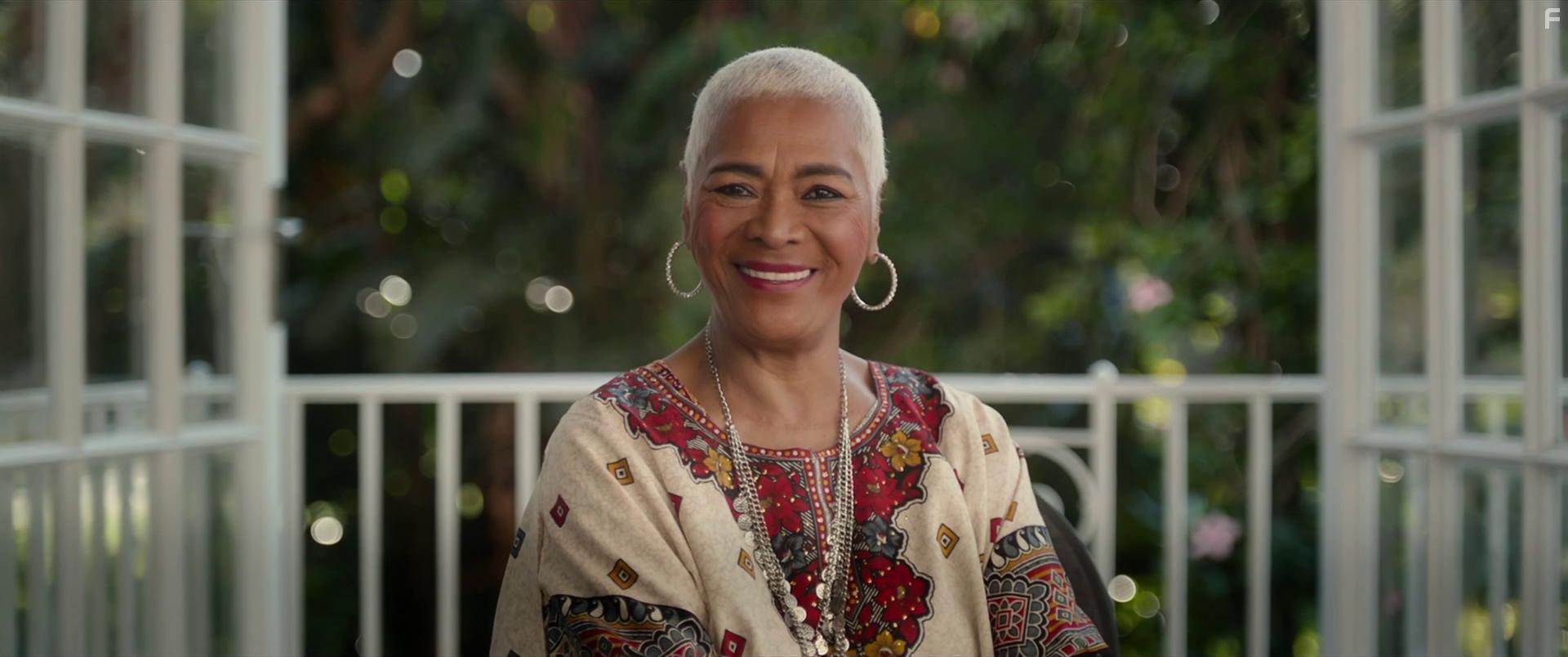 Pearl Jansen in Misbehaviour (2020)