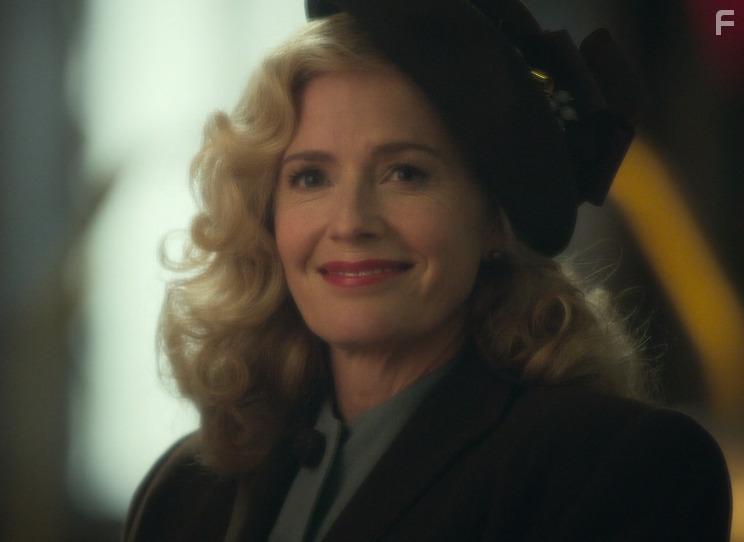Elisabeth Shue in Greyhound (2020)