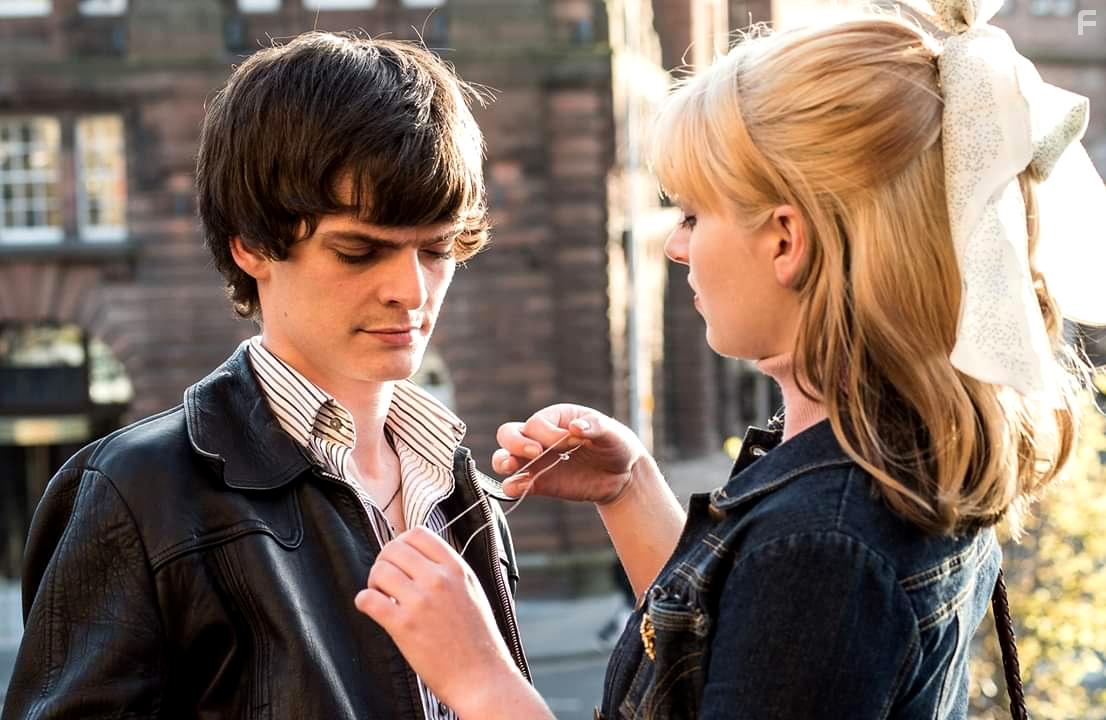 Tara Lee and Conor Berry in Schemers (2019)